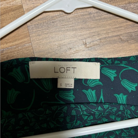 Loft Navy and Green Printed Long-Sleeved Blouse - Size S - Picture 3 of 3